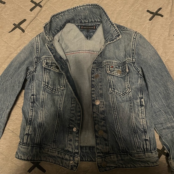 Used tommy denim jacket size 7 kids - Picture 4 of 4